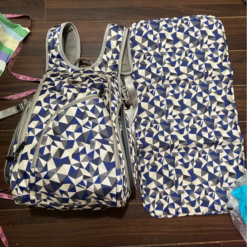 Ecosystem Women’s Backpack W Rug - Picture 2 of 16